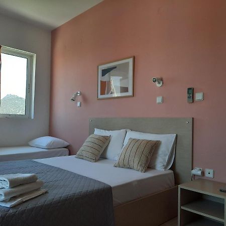 טולון Ntemos Apartments מראה חיצוני תמונה