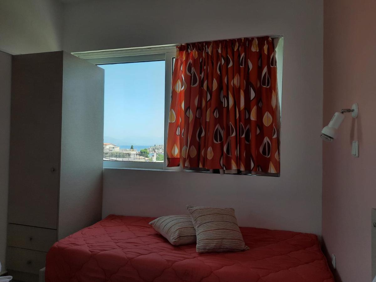 טולון Ntemos Apartments מראה חיצוני תמונה
