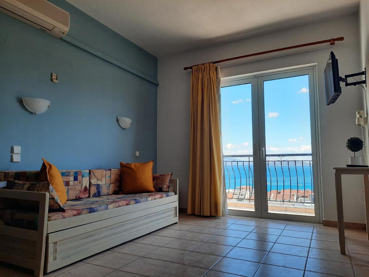 טולון Ntemos Apartments מראה חיצוני תמונה