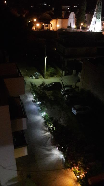 טולון Ntemos Apartments מראה חיצוני תמונה