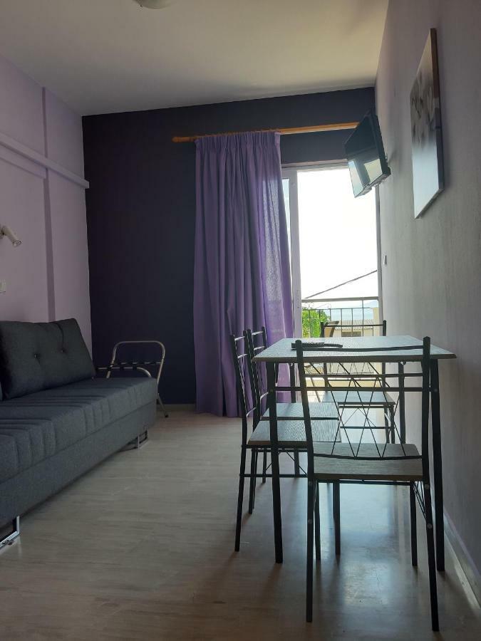 טולון Ntemos Apartments מראה חיצוני תמונה